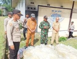 1.700 Liter Sopi Dimusnahkan Polsek Salahutu