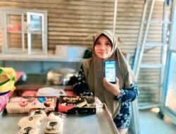 Bangkit dari Keterbatasan, Usaha Kue Tantiningsih Kini Mampu Topang Ekonomi Keluarga Berkat Sinergi Holding UMi