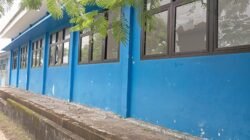 Aksi Dua OTK Rusak Kaca SMKN 1 Malra