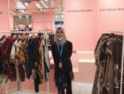 Dari Keterbatasan Jadi Kekuatan, Kisah Perempuan Difabel Asal Semarang Kembangkan Usaha Fashion Berdaya Saing Bersama LinkUMKM BRI