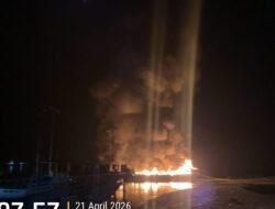 KM Expres Bahari 9B Terbakar di Pelabuhan Haria, Kerugian Capai Ratusan Juta