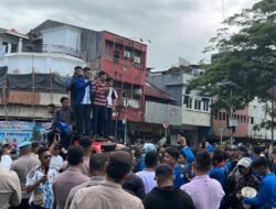 Ratusan Mahasiswa Maluku Gaungkan Reformasi Jilid Dua
