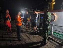 Tim SAR Evakuasi Lima Awak Kapal Yuni Bahari, Usai Kapal Bocor
