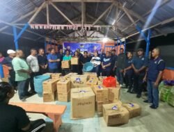 Ketua DPW NasDem Maluku Serahkan Bantuan Kepada Warga Patahuwe dan Lisabata