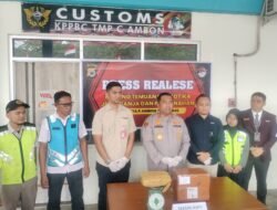 X-Ray Bandara Pattimura Bongkar Kiriman Ganja 1 Kg