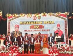 Buka Musyawarah Besar IV Latupati Maluku, Lewerissa Ajak Raja dan Kepala Adat Perkuat Peran bagi Masyarakat